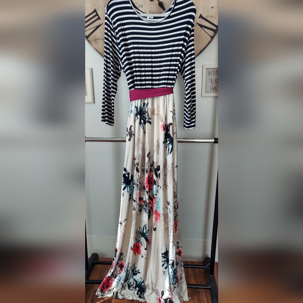 Hazel Blues Maxi 3/4 sleeve Dress